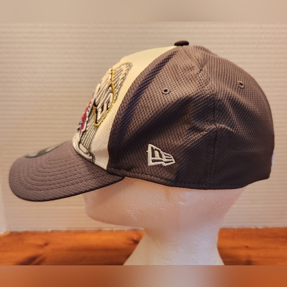 New Boston Red Sox 2013 World Series Champions Locker Room Hat 1 Sz Stre… - Picture 3 of 6